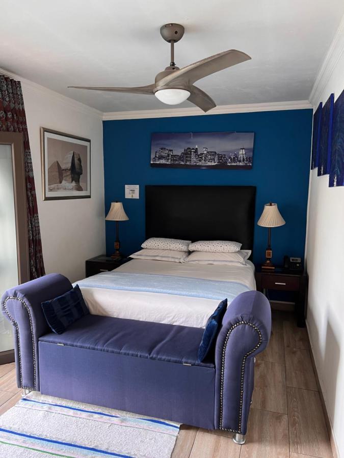 2 Op Terblanche Guesthouse Boksburg Luaran gambar