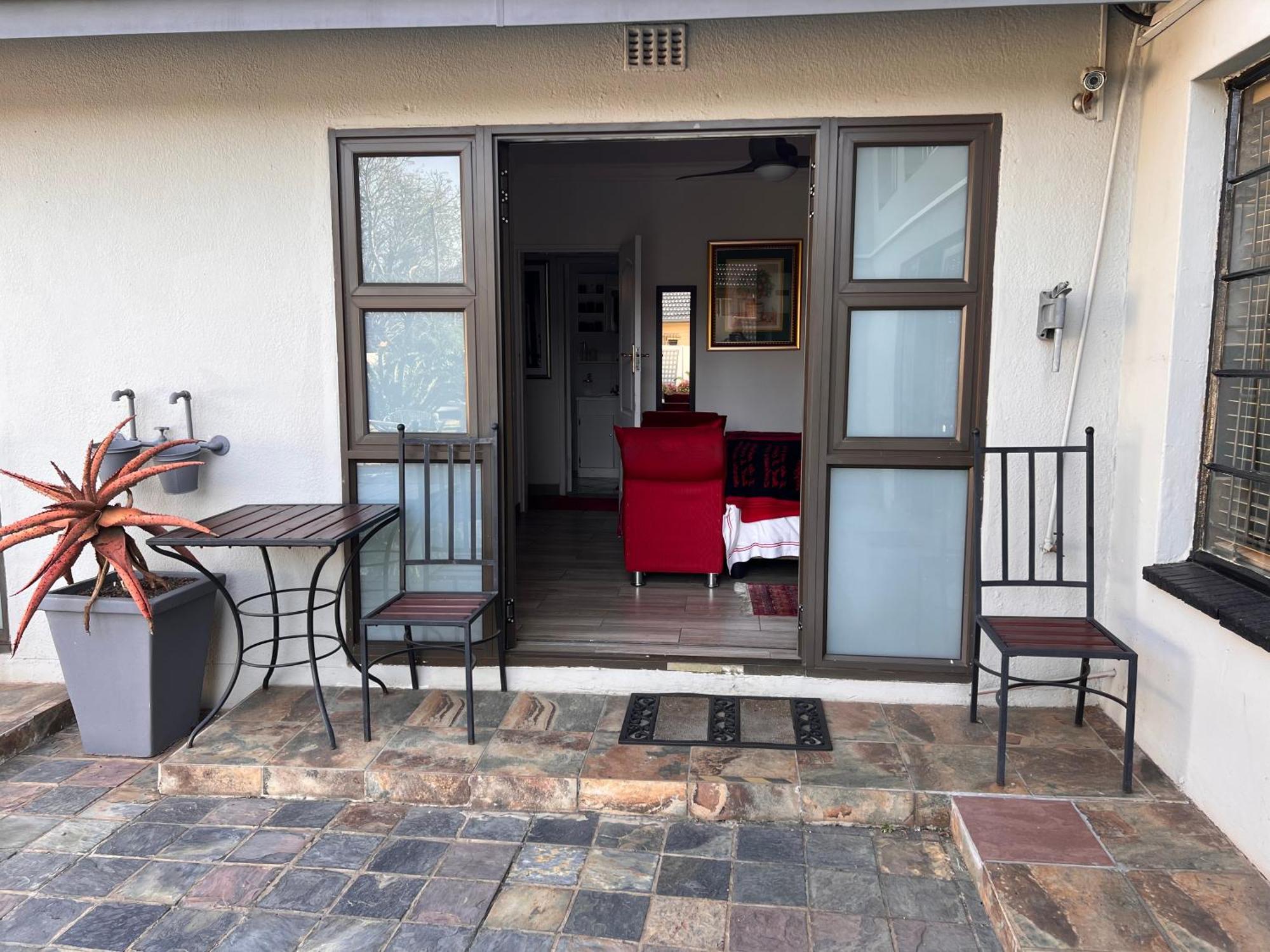 2 Op Terblanche Guesthouse Boksburg Luaran gambar