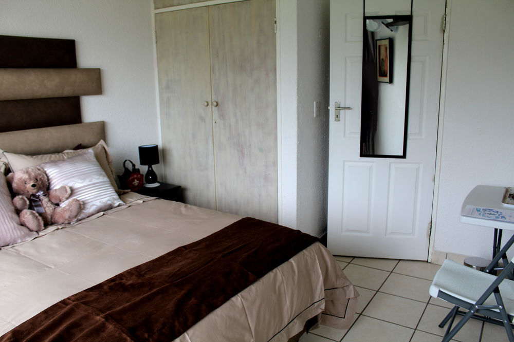 2 Op Terblanche Guesthouse Boksburg Luaran gambar